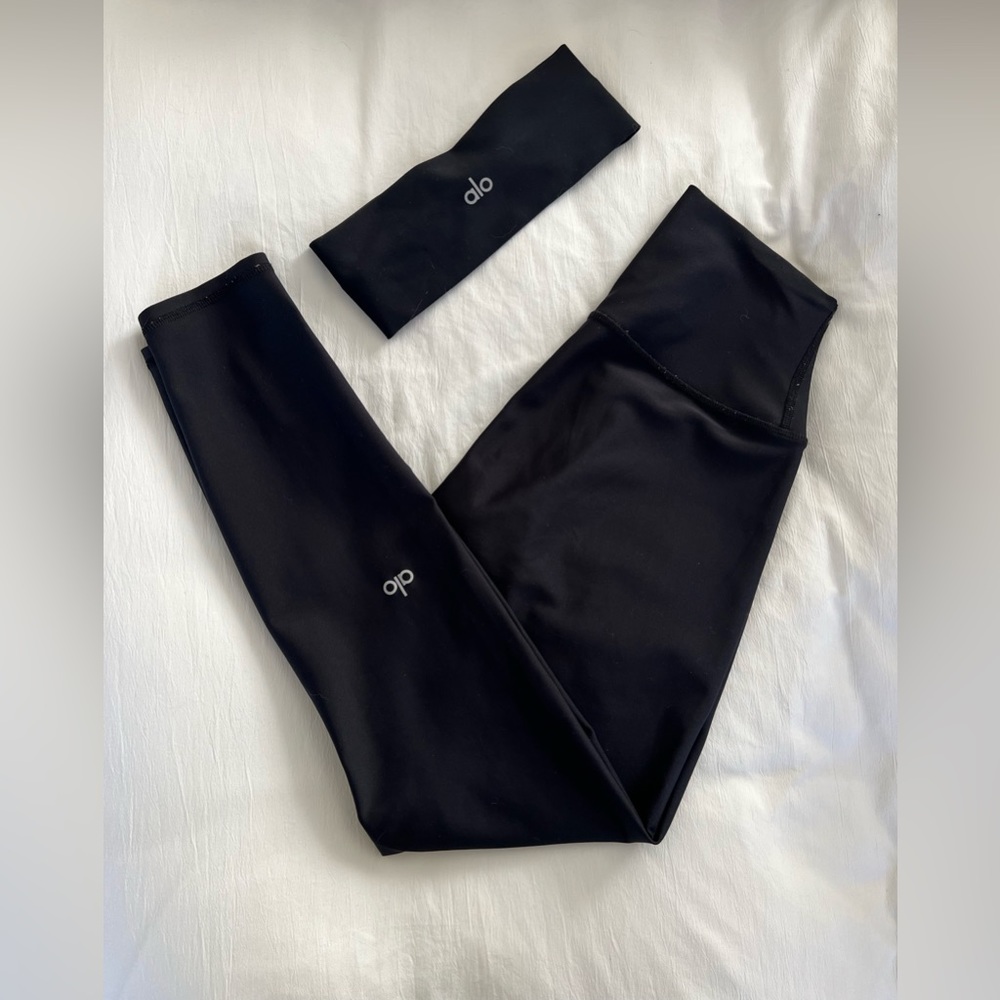 Alo Yoga Black Leggings